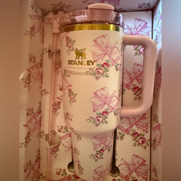 New Stanley 40oz/20oz Combo Love Shack Pink Bow Set Special Box Bag Straw Topper - Picture 3 of 14